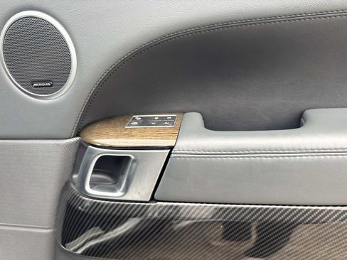 Used 2021 Mercedes-Benz GLE 350 w/ Premium Package image 46
