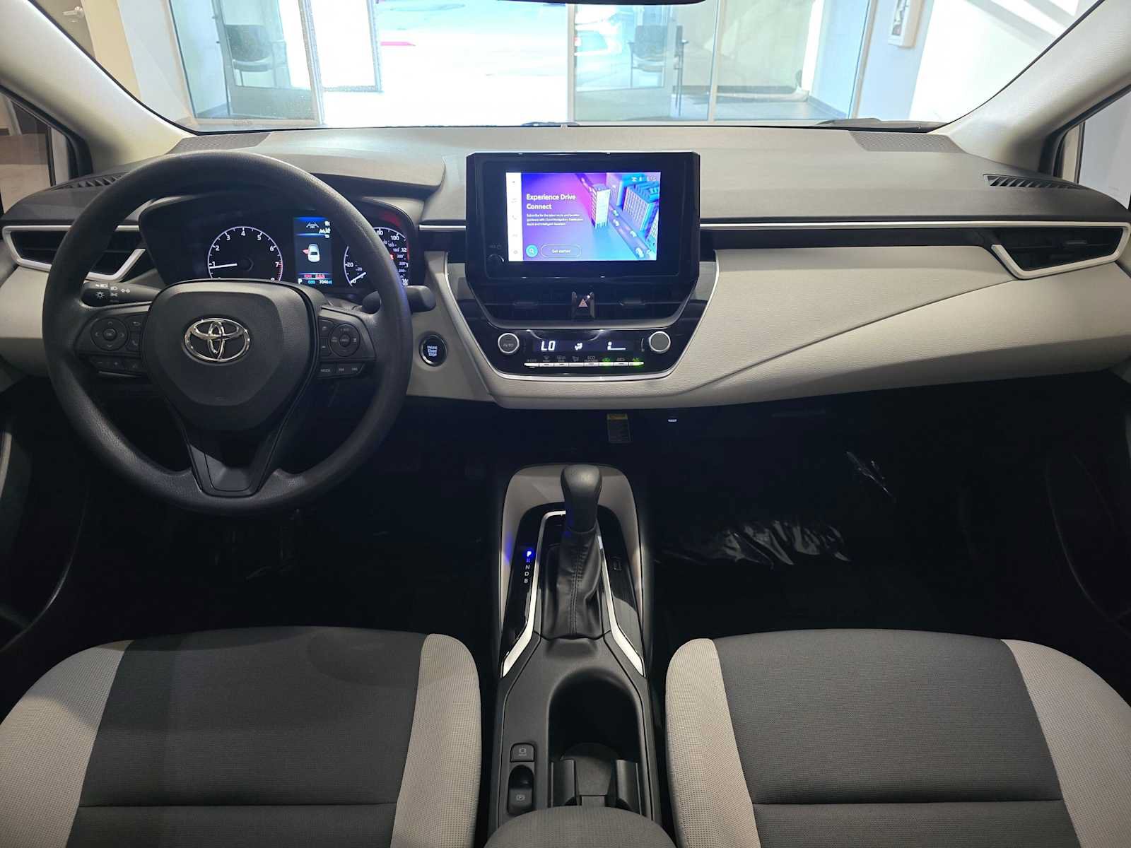 Used 2025 Toyota Corolla LE FWD image 10