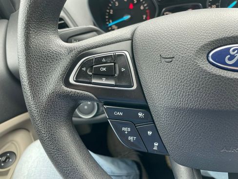 Used 2018 Ford Escape SE w/ Ford Safe & Smart Package AWD/4WD image 21