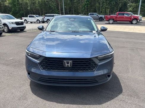 Used 2023 Honda Accord EX image 2