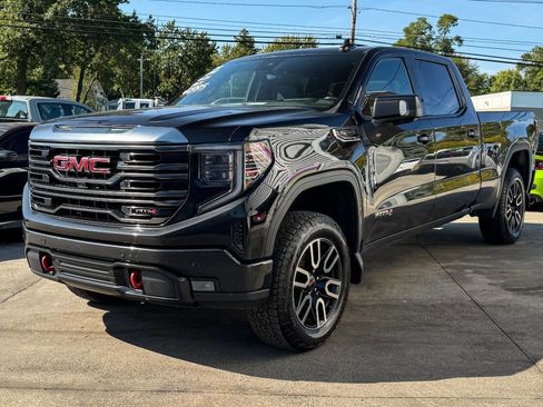 Used 2022 GMC Sierra 1500 AT4 w/ Technology Package image 7