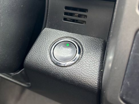 Used 2020 Ford Expedition XLT w/ Equipment Group 202A image 31