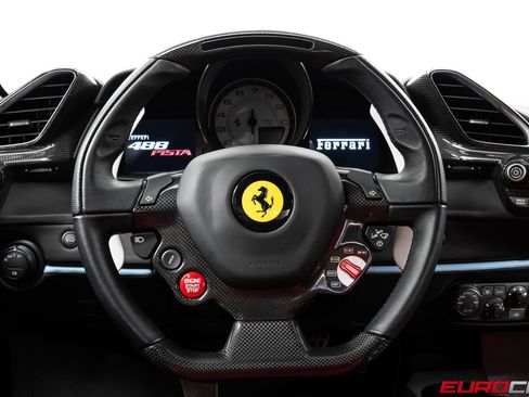 Used 2020 Ferrari 488 Pista Coupe RWD image 38