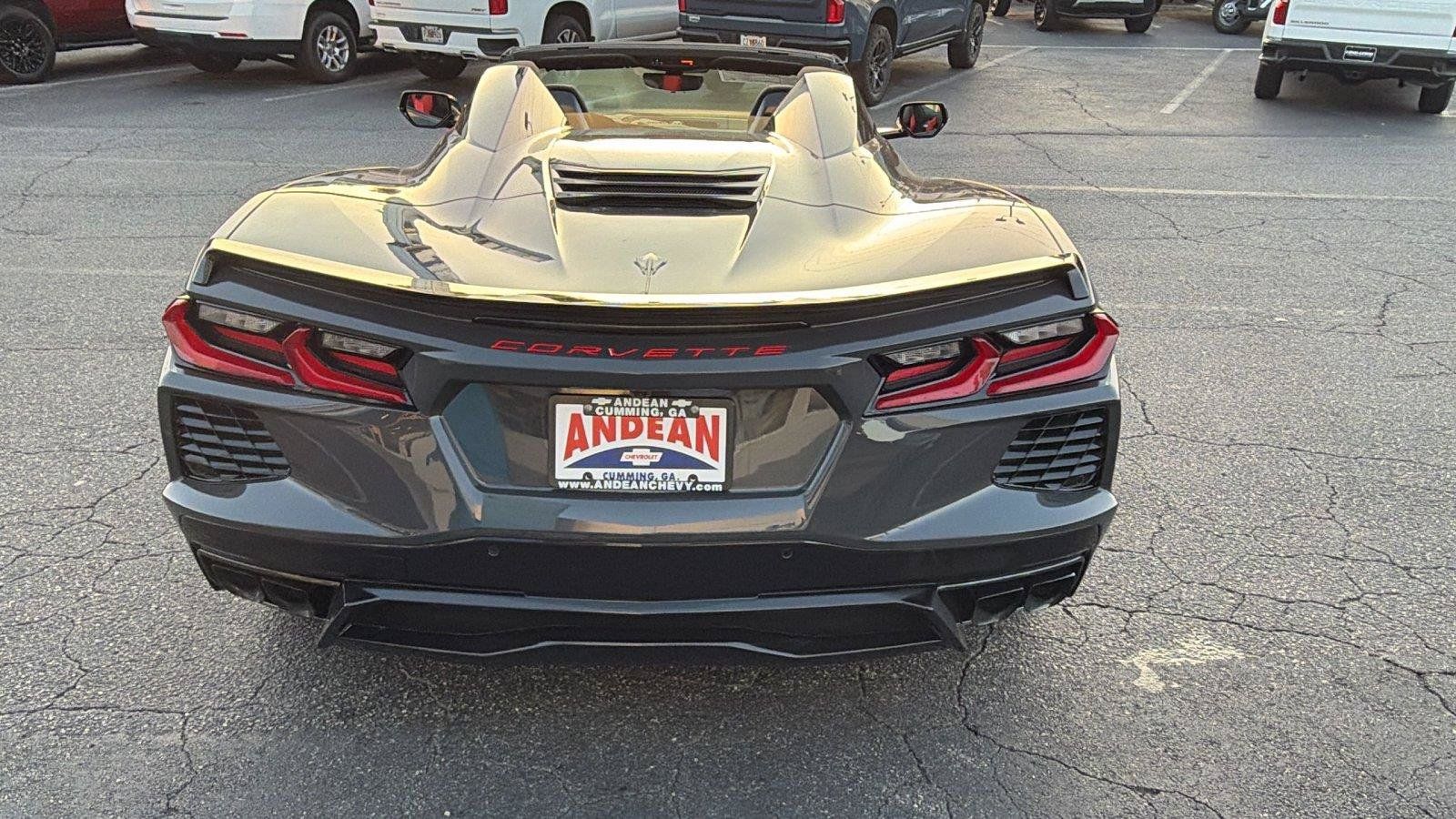 New 2027 Chevrolet Corvette Stingray Convertible w/ Stealth Interior Trim Package RWD image 9