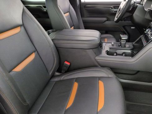 Certified 2025 GMC Sierra 1500 AT4 image 31