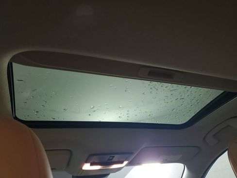 Used 2024 Nissan Sentra SV w/ SV Premium Package image 16