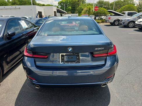 Used 2025 BMW 330i Sedan RWD image 3