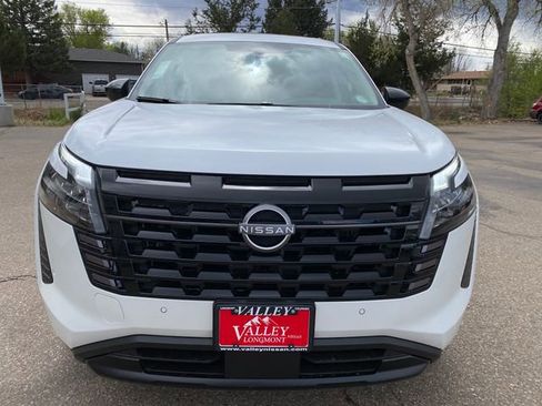 New 2026 Nissan Pathfinder SV image 8