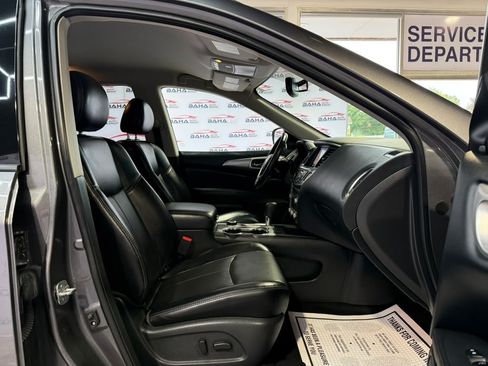 Used 2020 Nissan Pathfinder SL AWD/4WD image 50