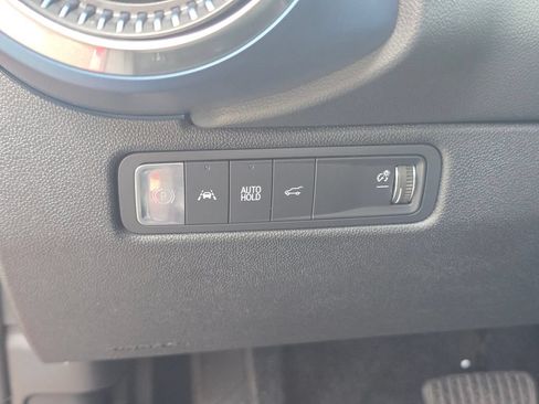 Used 2025 Chevrolet Equinox EV LT w/ Convenience Package FWD image 23