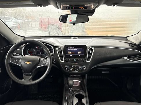 Used 2024 Chevrolet Malibu LT FWD image 18