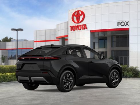 New 2026 Toyota C-HR AWD/4WD image 33