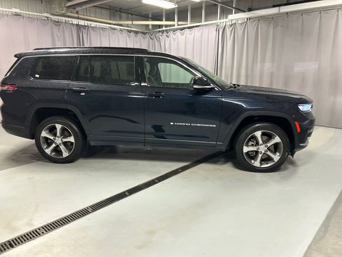 Used 2024 Jeep Grand Cherokee L Limited image 8