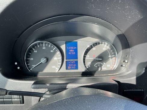 Used 2013 Freightliner Sprinter 2500 image 10