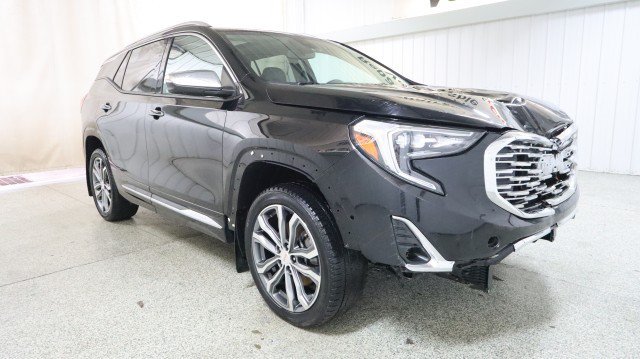 Used 2018 GMC Terrain Denali w/ Advanced Safety Package AWD/4WD image 5