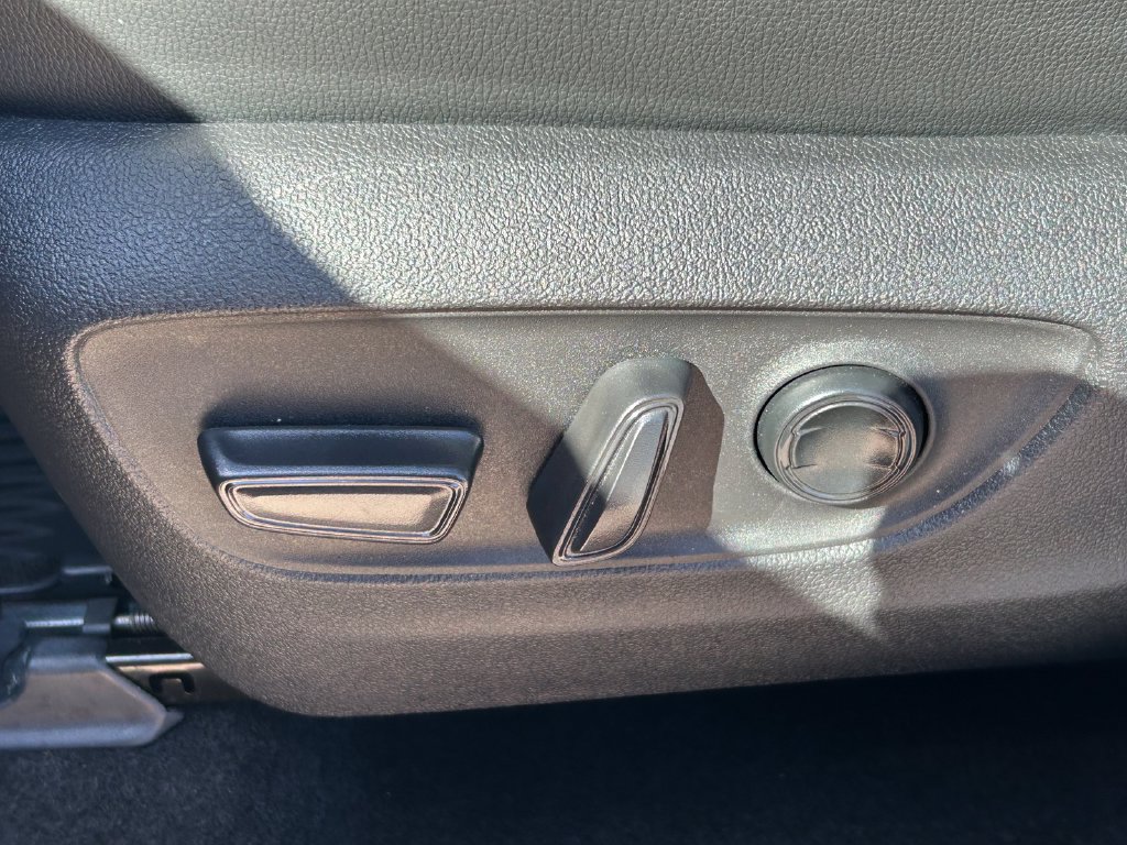 Certified 2025 Toyota Grand Highlander AWD Hybrid image 29