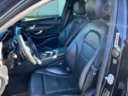 Used 2016 Mercedes-Benz C 300 Sedan image 7