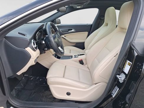 Used 2016 Mercedes-Benz CLA 250 image 11