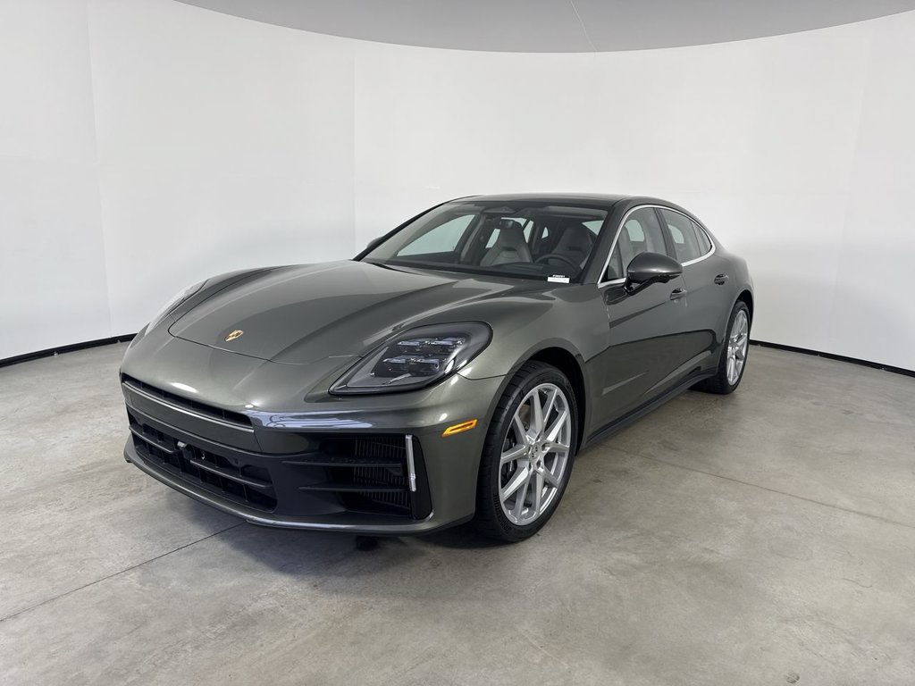 New 2026 Porsche Panamera 4 AWD/4WD image 1