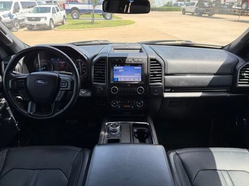 Used 2019 Ford Expedition Limited w/ Texas Edition Package RWD image 26