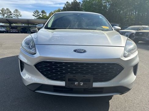 Used 2020 Ford Escape SE image 8
