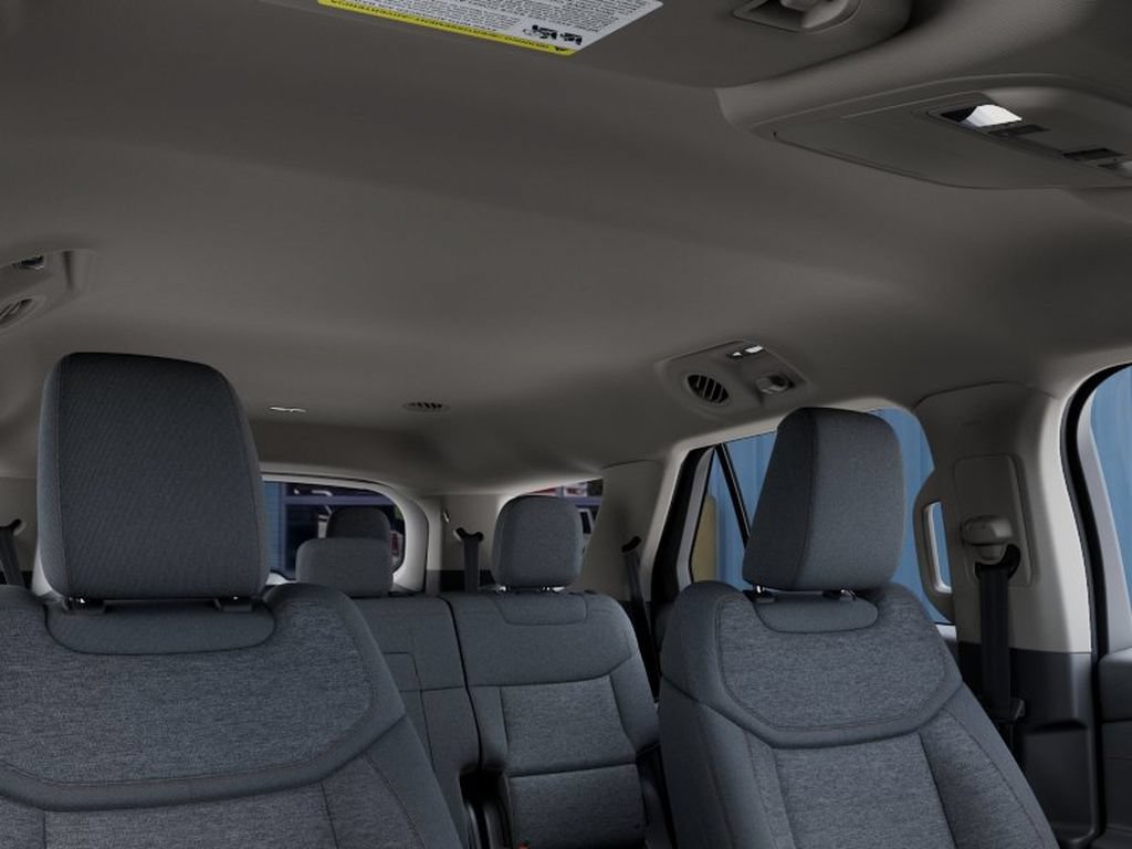 Used 2027 Ford Explorer Active RWD image 22
