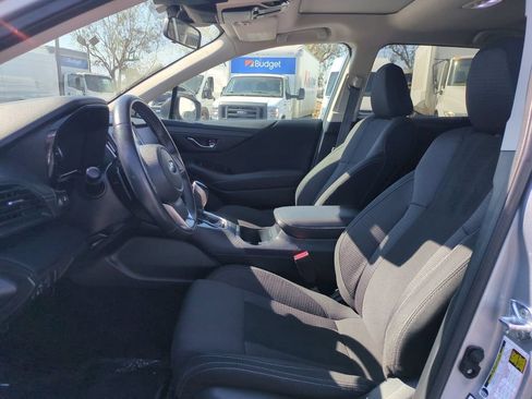 Used 2025 Subaru Outback Premium AWD/4WD image 23