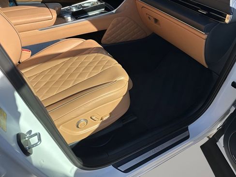 Used 2022 Genesis GV80 3.5T Prestige Signature image 15