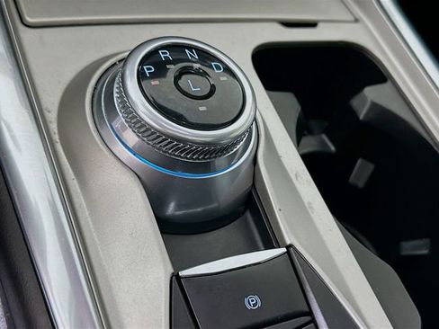 Used 2023 Ford Explorer XLT w/ Equipment Group 202A image 18