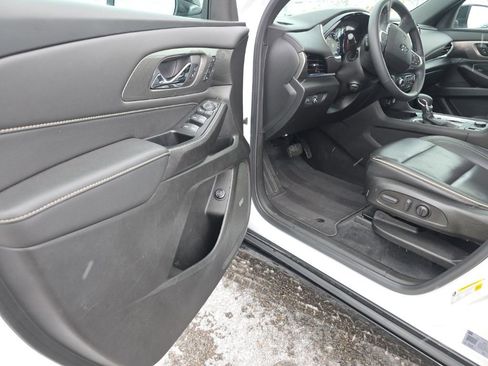 Used 2023 Chevrolet Traverse Premier w/ Redline Edition AWD/4WD image 11