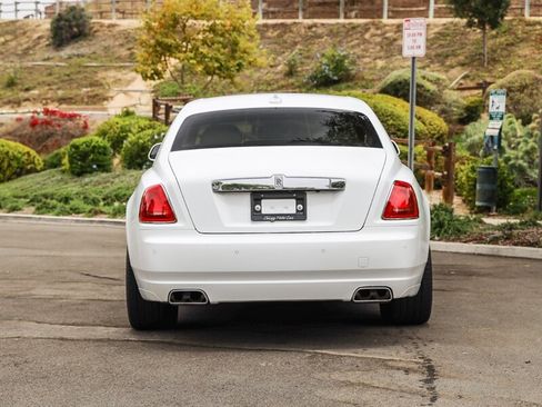 Used 2012 Rolls-Royce Ghost RWD image 4