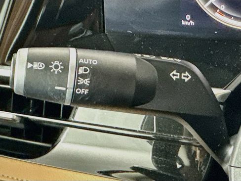 Certified 2025 INFINITI QX80 Sensory AWD/4WD image 15