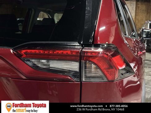 Certified 2025 Toyota RAV4 XLE AWD/4WD image 12