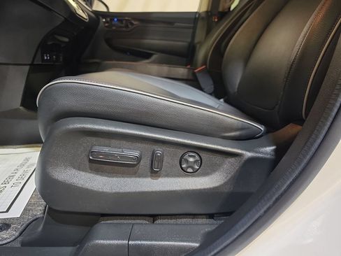 Certified 2025 Honda Odyssey Touring image 14