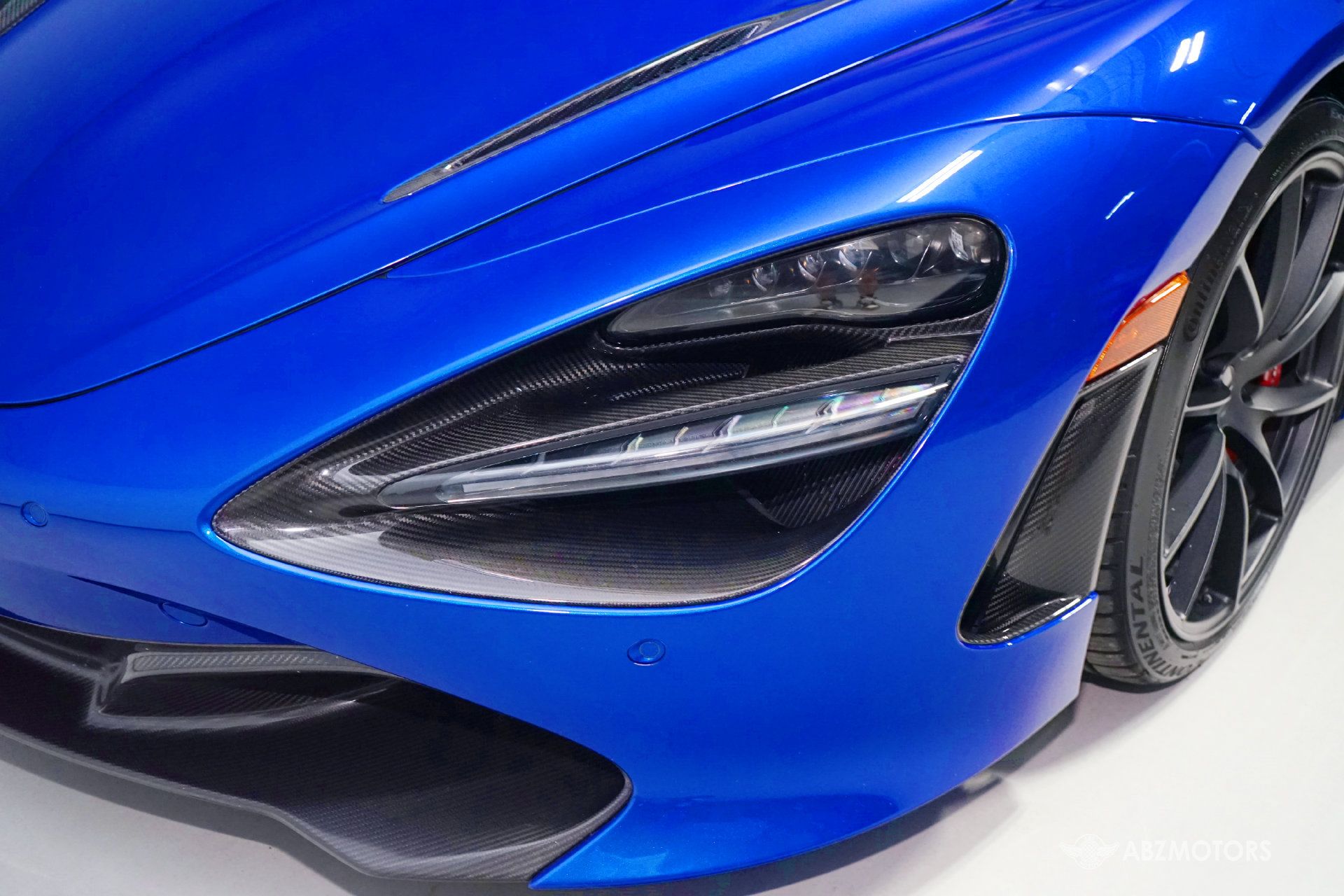 Used 2018 McLaren 720S Performance RWD image 14