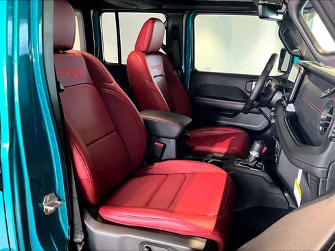 Used 2024 Jeep Wrangler Unlimited Rubicon 392 image 22