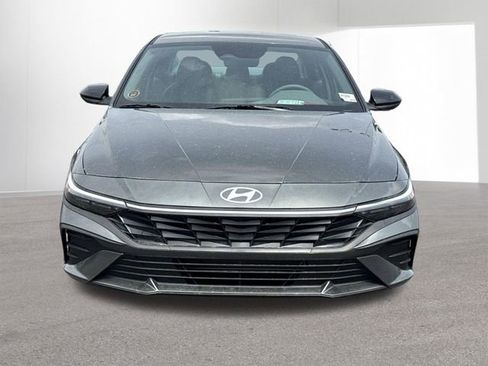 New 2026 Hyundai Elantra Sport FWD image 16