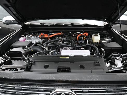 New 2026 Toyota Tacoma Limited AWD/4WD image 15