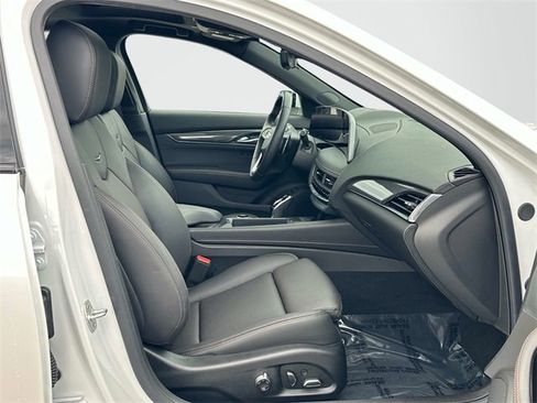 Used 2025 Cadillac CT5 Sport w/ Technology Package image 20