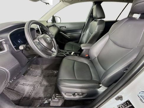 Certified 2025 Toyota Corolla Cross XLE w/ Convenience Package image 20