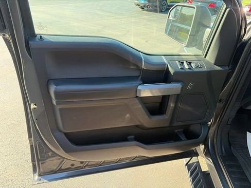 Used 2019 Ford F150 XLT w/ Equipment Group 302A Luxury AWD/4WD image 11
