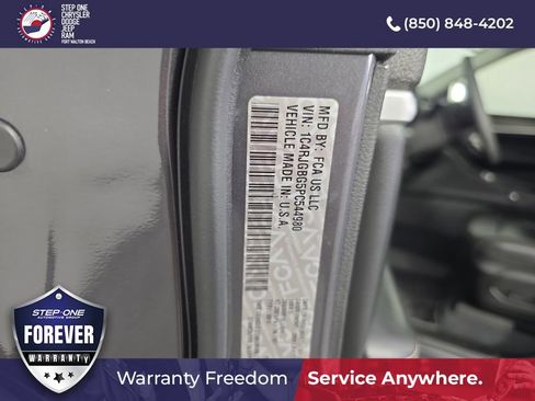 Used 2023 Jeep Grand Cherokee Limited RWD image 37