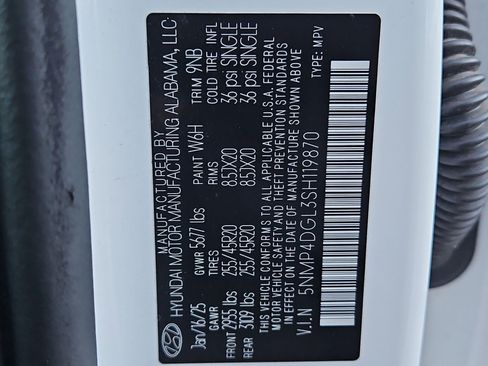 Used 2025 Hyundai Santa Fe Limited image 38