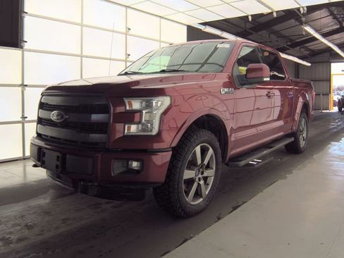 Used 2016 Ford F150 Lariat w/ Equipment Group 502A Luxury image 4