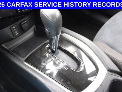 Used 2015 Nissan Rogue S image 34