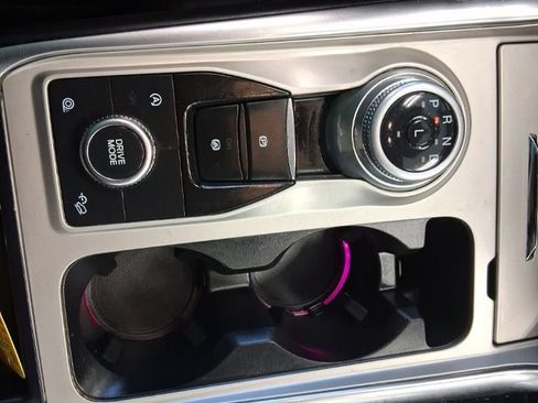 Used 2021 Ford Explorer Limited w/ Equipment Group 301A AWD/4WD image 15