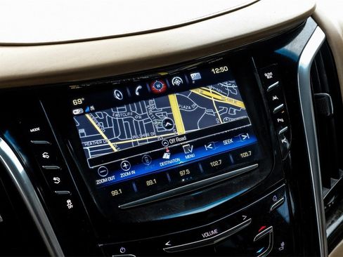 Used 2019 Cadillac Escalade Platinum image 19