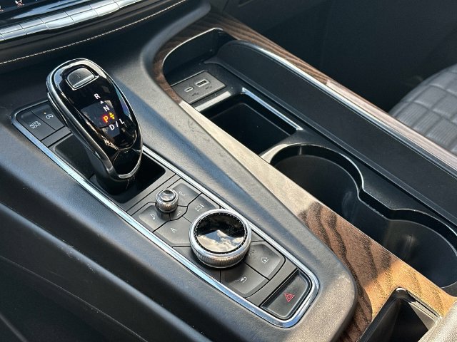Certified 2024 Cadillac Escalade Sport Platinum w/ LPO, ONYX Package AWD/4WD image 34