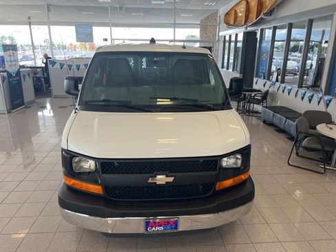 Used 2014 Chevrolet Express 2500 image 15