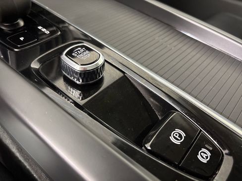Used 2024 Volvo S60 B5 Core image 26